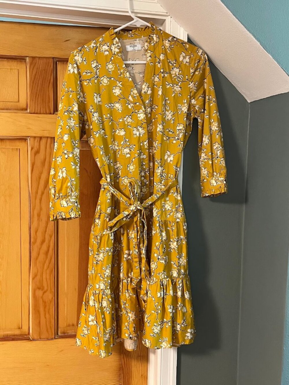 UNTUCKit Yellow Work/Summer Dress